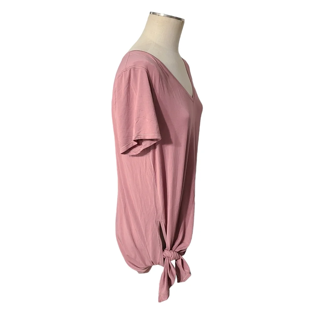 Lululemon To The Point Tee Quicksand Pink - Picture 3 of 9